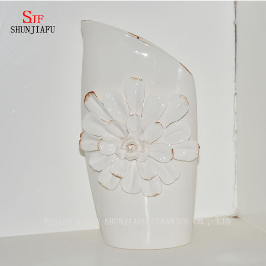 Schönes Design cremefarbener dekorativer Keramikvasen- / Pflanzenblumen-Pflanzgefäß