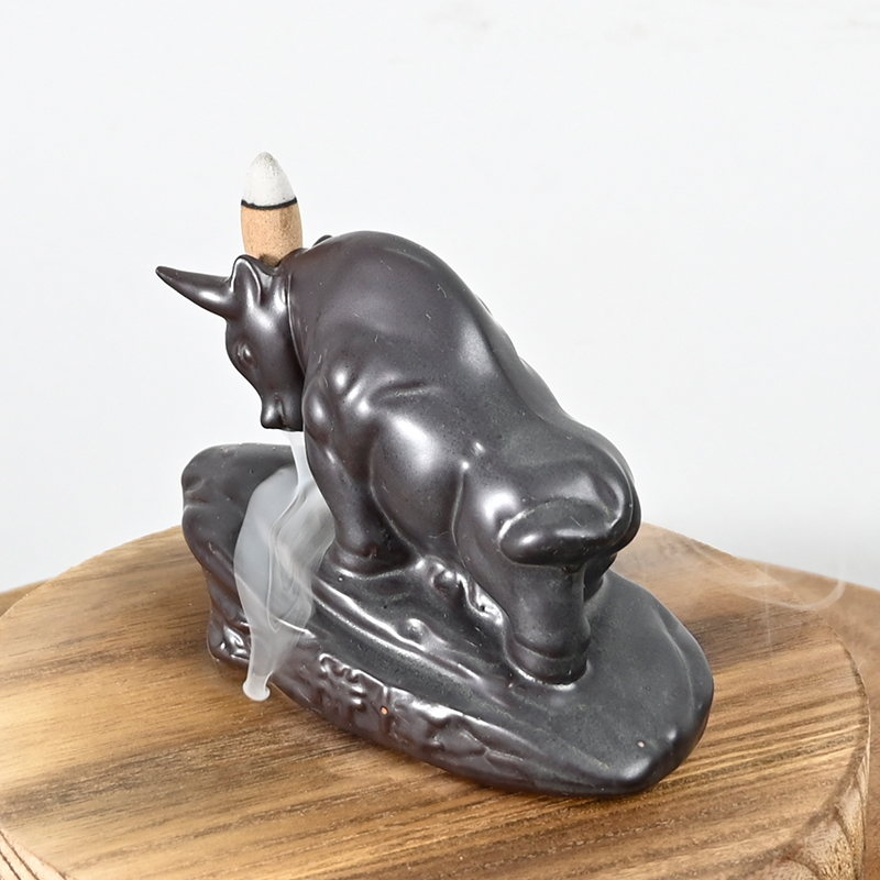 Statue Cow Style Design Ceramic Backflow Waterfall Weihrauchbrenner